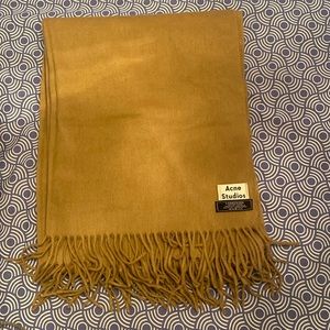 Lambswool scarf from Acne studios